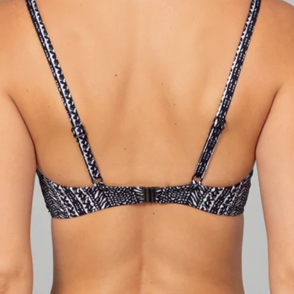 BNWT black and white bikini top - Picture 6 of 6